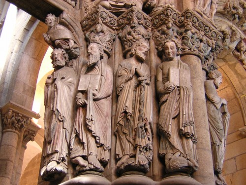 Santiago de Compostela. Apóstoles. Pórtico da Gloria en la Catedral.