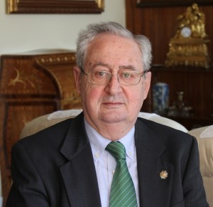 Francisco Sena Fernández, autor del Diccionario de Jurisprudencia Registral