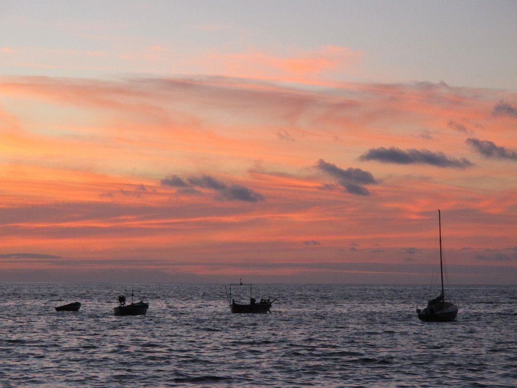 Atardecer desde la playa de Las Canteras (Las Palmas de Gran Canaria). Por El coleccionista de instantes.