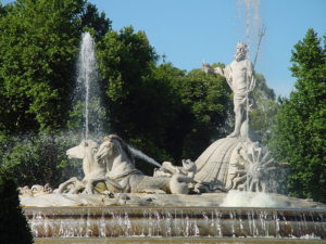 Fuente de Neptuno en Madrid. Por Dirección General de Turismo. CAM.