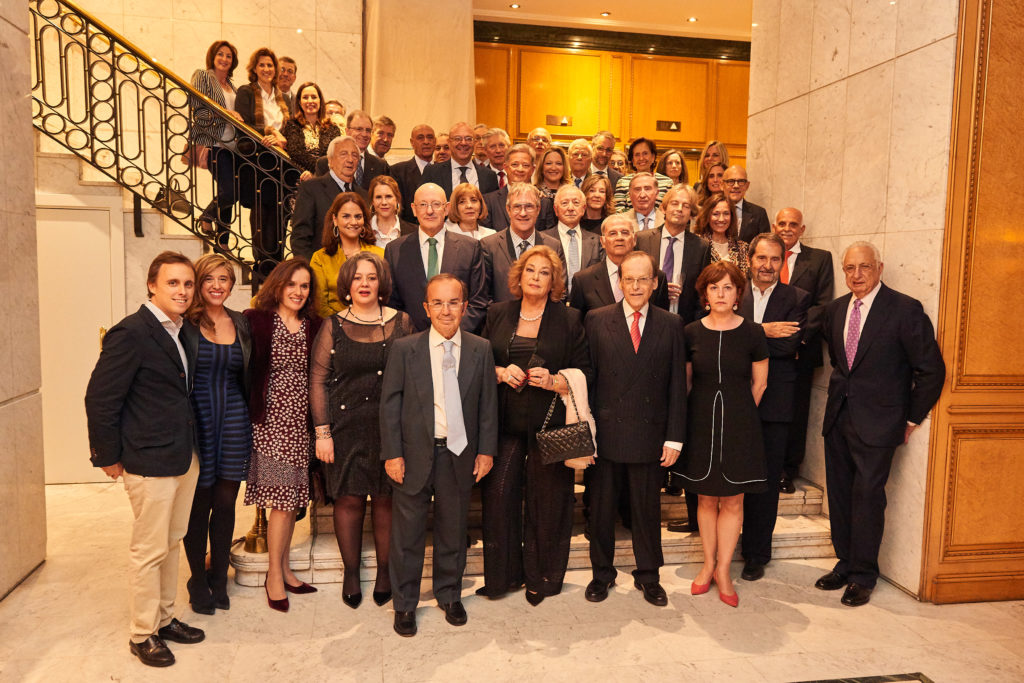 amanay rivas | Notarios y Registradores